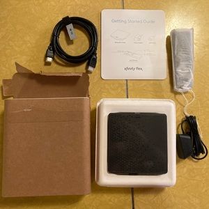 4K UHD Streaming Xfinity Flex with Voice Control